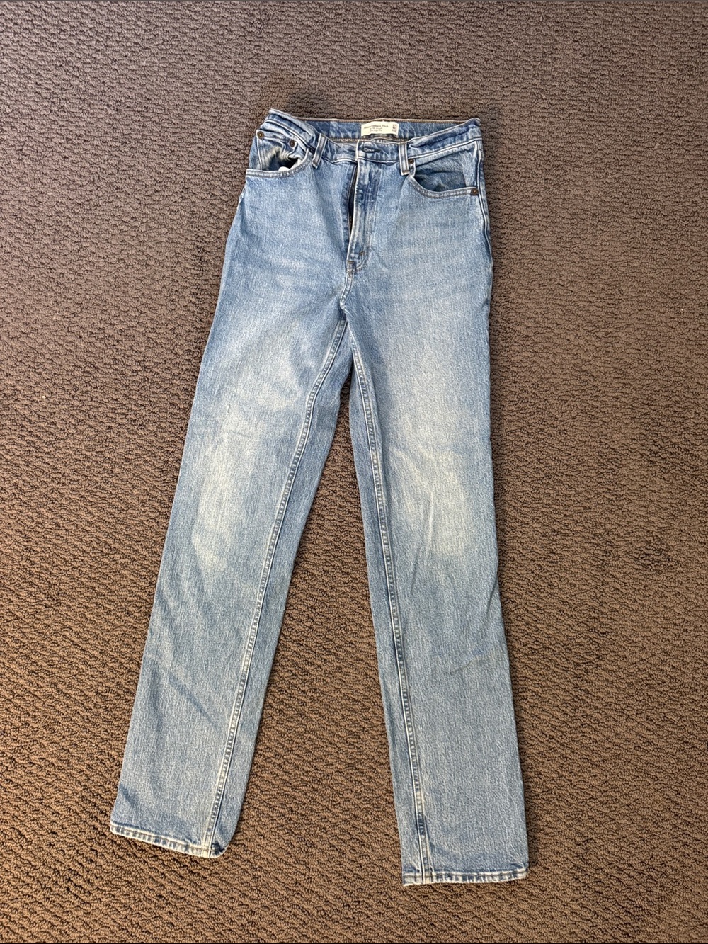 TALL Abercrombie & Fitch Straight Leg Jeans in Light Blue Wash